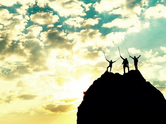 5 Tips for Mindful Interaction with New People